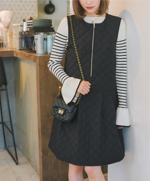 titivate（ティティベイト）の「キルティングショートジャンパースカート（ジャンパースカート・レディース・ブラック/カーキ・S/M）」の5枚目の写真