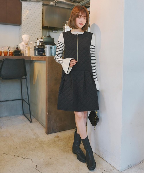 titivate（ティティベイト）の「キルティングショートジャンパースカート（ジャンパースカート・レディース・ブラック/カーキ・S/M）」の7枚目の写真