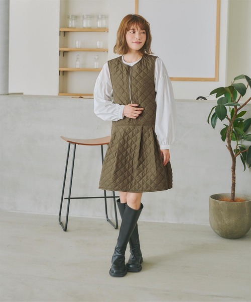 titivate（ティティベイト）の「キルティングショートジャンパースカート（ジャンパースカート・レディース・ブラック/カーキ・S/M）」の12枚目の写真