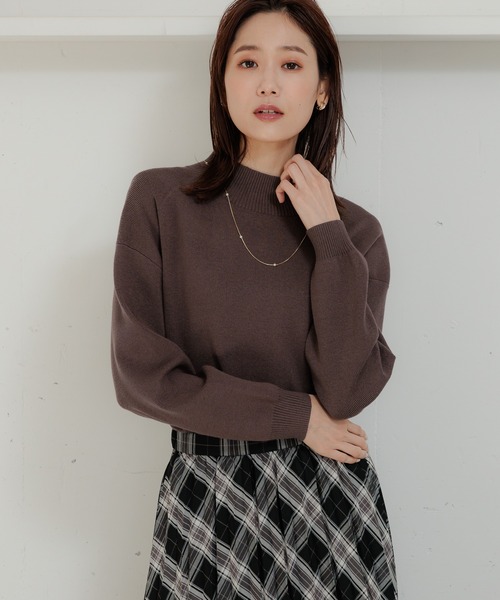 GLOBAL WORK(グローバルワーク)の「メルティスタンドスリットプルオーバー/198024(ニット/セーター・レディース・ダークグレー/モカ/ブラウン/グリーン/ブルー系その他/アイボリー/ブラック/マスタード/グレイッシュベージュ/ブルー/ピンク系その他/その他・LARGE/SMALL/MEDIUM)」の5枚目の写真