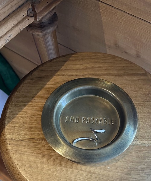 GLOBAL FORME CONCRETE(�O���[�o���t�H�����R���N���[�g)�́yAND PACKABLE�zIT �A�C�A���g���C �T�[�N��(�C���e���A�G��)