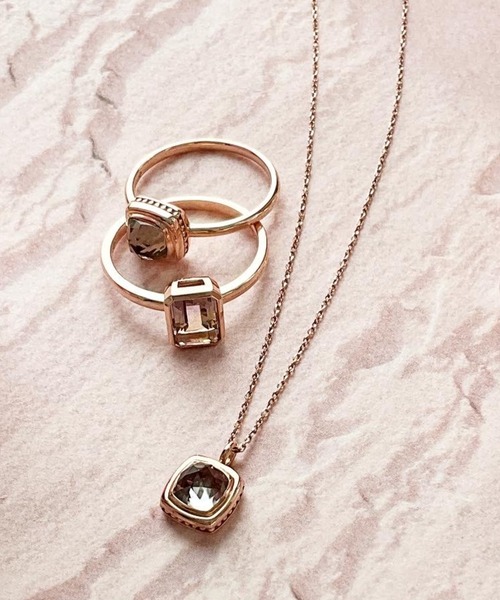 麻衣子ヴァンドーム青山 K10PG ネックレス va vendome aoyama（ヴイエーヴァンドームアオヤマ）の「K10PG