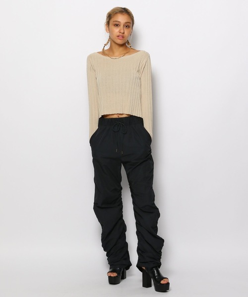 FOREVER 21（フォーエバー トゥエンティーワン）の「【2023AW】シャーリングシャカパンツ（その他パンツ・レディース・ブラック/ベージュ・MEDIUM/LARGE）」の21枚目の写真