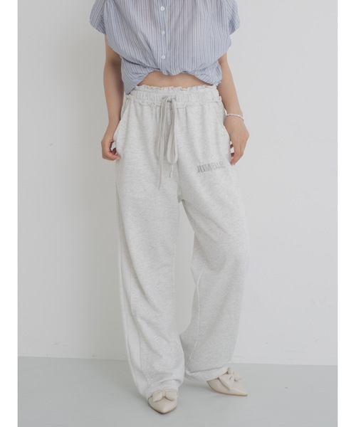 JUMELLE(ジュメロ)の「【セットアップ着用可,低身長~高身長】cozy damage sweat pants(スウェットパンツ・レディース・グレー/アイボリー・SMALL/MEDIUM)」の5枚目の写真
