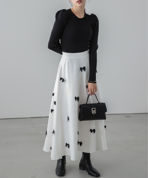 AMELY(エミリー)の「リボンAラインスカート(スカート・レディース・ホワイト/ブラック・M/L)」の2枚目の写真