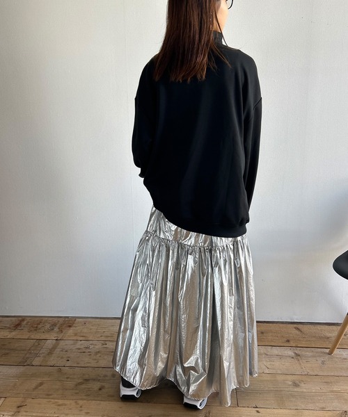 Kotoe(コトエ)の「【UNISEX】 ビッグシルエット ハーフジッププルオーバー ハイネックスウェット(スウェット・レディース・グレー/ブラック・FREE)」の9枚目の写真