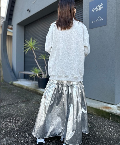 Kotoe(コトエ)の「【UNISEX】 ビッグシルエット ハーフジッププルオーバー ハイネックスウェット(スウェット・レディース・グレー/ブラック・FREE)」の4枚目の写真