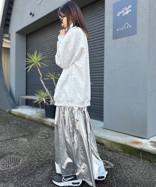Kotoe(コトエ)の「【UNISEX】 ビッグシルエット ハーフジッププルオーバー ハイネックスウェット(スウェット・レディース・グレー/ブラック・FREE)」の5枚目の写真