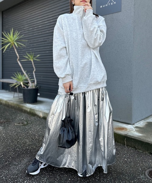 Kotoe(コトエ)の「【UNISEX】 ビッグシルエット ハーフジッププルオーバー ハイネックスウェット(スウェット・レディース・グレー/ブラック・FREE)」の6枚目の写真