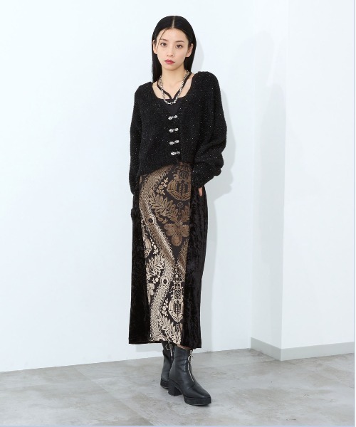 Ellno de Mavie(エルノデメヴィ)の「ラメシャギーメタルチャイナカーディガン(カーディガン/ボレロ・レディース・ブラック/ブルー/ボルドー・FREE)」の6枚目の写真