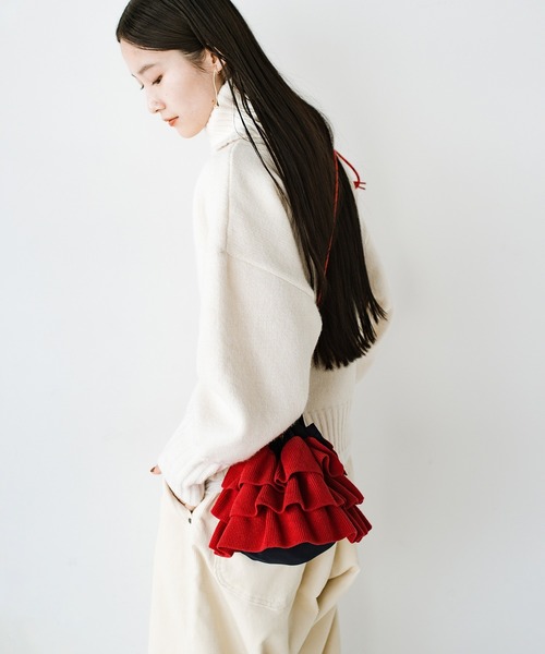 haco!(ハコ)の「haco!×NOKI 花をまとうコラボシリーズ【ケイトウ】巾着バッグ(ショルダーバッグ・レディース・レッド・ONE SIZE)」の8枚目の写真