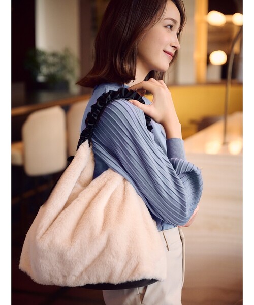 index(インデックス)の「◆≪6color≫ プリーツスリーブニット【抗ピル/洗濯機洗い可】(ニット/セーター・レディース・ライトグレー/ホワイト系9/ライトブルー/レッド系1/ブラック系7/チャコールグレー・42/38/34/40/36)」の8枚目の写真