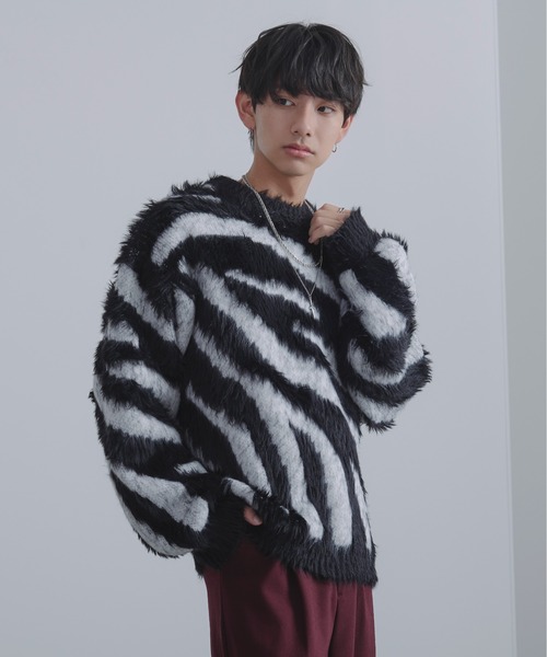 Ellno Loset（エルノロゼット）の「アソートシャギーニット（ニット/セーター・メンズ・ライトグレー/ブラック系2/パープル系/ライトグレー系1/ブラック系1/ダークブルー・LARGE/MEDIUM/SMALL）」の7枚目の写真