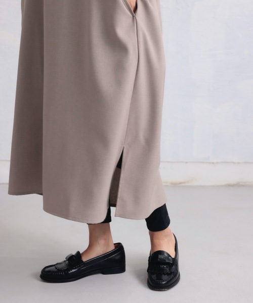 COCO WALK（ココウォーク）の「COCOWALK:ギャザーバッククロスエプロン（エプロン・レディース・チャコールグレー/グレイッシュベージュ・FREE）」の16枚目の写真