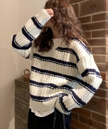 ボーダーVネックニット
