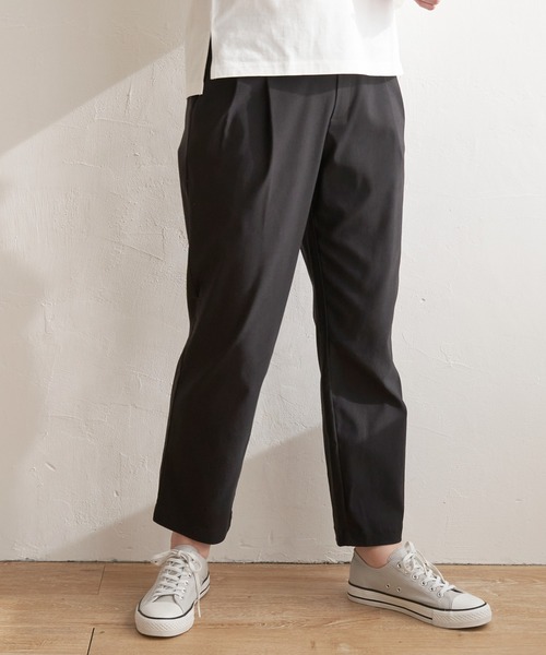 ikka(イッカ)の「GOKU楽パンツ ストレッチテーパード(その他パンツ・レディース・オリーブ/ブラック/ベージュ/ライトグレー/オフホワイト・M/L/S)」の2枚目の写真