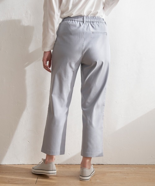 ikka(イッカ)の「GOKU楽パンツ ストレッチテーパード(その他パンツ・レディース・オリーブ/ブラック/ベージュ/ライトグレー/オフホワイト・M/L/S)」の22枚目の写真