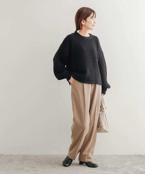 URBAN RESEARCH DOORS(アーバンリサーチドアーズ)の「ヘリンボーン柄ニットプルオーバー(ニット/セーター・レディース・ブラック/ライトベージュ・MEDIUM)」の21枚目の写真