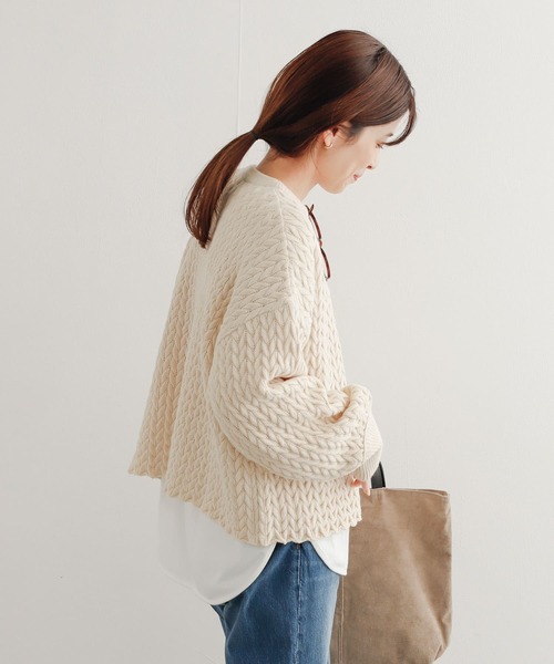 URBAN RESEARCH DOORS(アーバンリサーチドアーズ)の「ヘリンボーン柄ニットプルオーバー(ニット/セーター・レディース・ブラック/ライトベージュ・MEDIUM)」の8枚目の写真