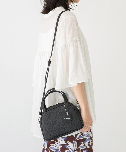 LAVEANGE（ラビアンジェ）の「カウレザーミニボストンショルダーバッグ（ショルダーバッグ・レディース・シルバー/ブラック・F）」の4枚目の写真