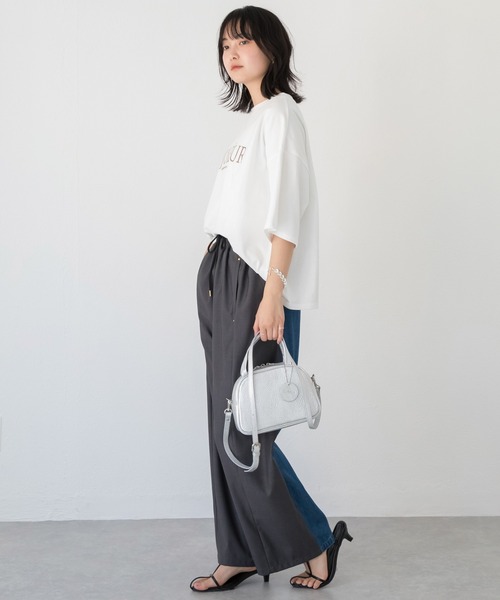 LAVEANGE（ラビアンジェ）の「カウレザーミニボストンショルダーバッグ（ショルダーバッグ・レディース・シルバー/ブラック・F）」の10枚目の写真