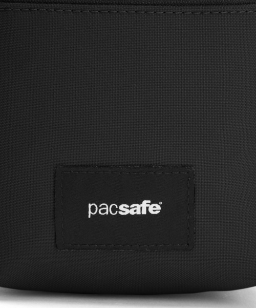 pacsafe(パックセーフ)の「pacsafe/パックセーフ GO Micro Crossbody/マイクロクロスボディ(ショルダーバッグ・メンズ・ブラック/ミント/グレー/グリーン・FREE)」の14枚目の写真
