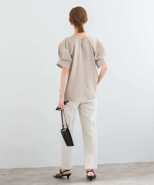 URBAN RESEARCH ROSSO WOMEN（アーバンリサーチ　ロッソ）の「5分袖タックボリュームシアーブラウス（シャツ/ブラウス・レディース・ホワイト/モカ/オレンジ系その他・FREE）」の20枚目の写真