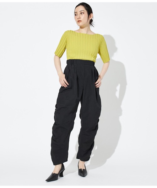 Settimissimo（セッティミッシモ）の「サイドギャザー ナイロン パンツ ロング（その他パンツ・レディース・ブラック/アイボリー・M）」の11枚目の写真