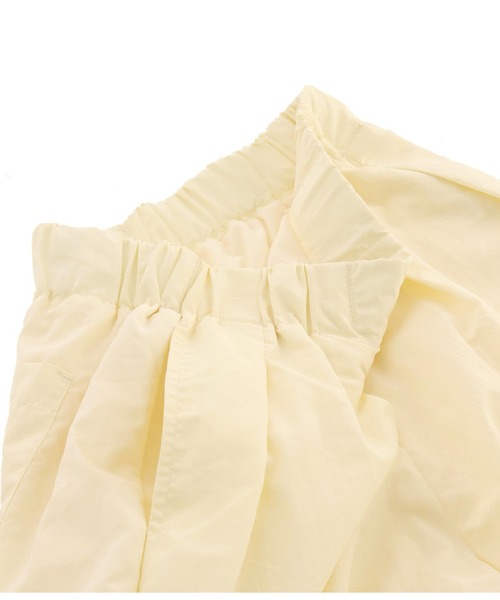 Settimissimo（セッティミッシモ）の「サイドギャザー ナイロン パンツ ロング（その他パンツ・レディース・ブラック/アイボリー・M）」の18枚目の写真