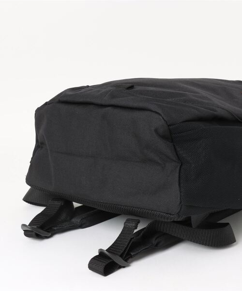 Manhattan Portage(マンハッタンポーテージ)の「Critical Mass Backpack Ver. 2(バックパック/リュック・メンズ・ブラック・MEDIUM)」の17枚目の写真