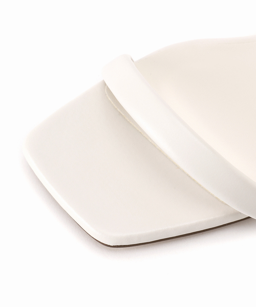 LE TALON（ルタロン）の「MAKI KANEKO×LE TALON 5cmDRESS UPサンダル（サンダル・レディース・ブラック/アイボリー/ブラウン・24cm/23.5cm/23cm/22.5cm/22cm/25cm/24.5cm）」の16枚目の写真