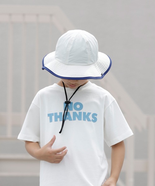 ARCH & LINE(アーチアンドライン)の「《環境配慮素材》UVCUT NYLON PIPING HAT 紫外線カット 撥水 接触冷感(キャップ・キッズ・ブラック/カーキ/オフホワイト・54/57/60/48)」の4枚目の写真