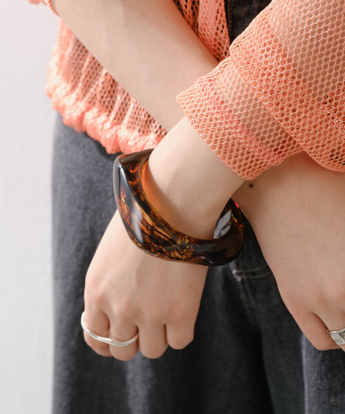 Kastane（カスタネ）の「*クリアバングル（バングル/リストバンド・レディース・ブラウン/オレンジ/クリア・FREE）」の5枚目の写真