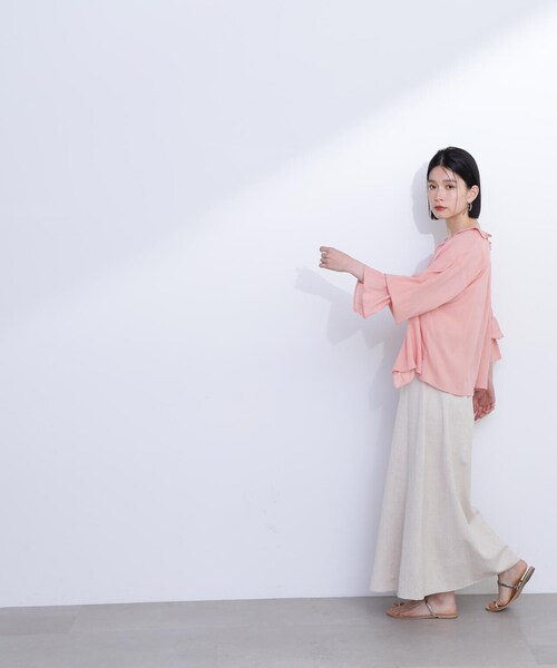 N.(N. Natural Beauty Basic)(エヌエヌナチュラルビューティーベーシック)の「ラッフル付き羽織ブラウス(シャツ/ブラウス・レディース・ホワイト/ピンク・MEDIUM)」の17枚目の写真