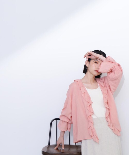 N.(N. Natural Beauty Basic)(エヌエヌナチュラルビューティーベーシック)の「ラッフル付き羽織ブラウス(シャツ/ブラウス・レディース・ホワイト/ピンク・MEDIUM)」の20枚目の写真