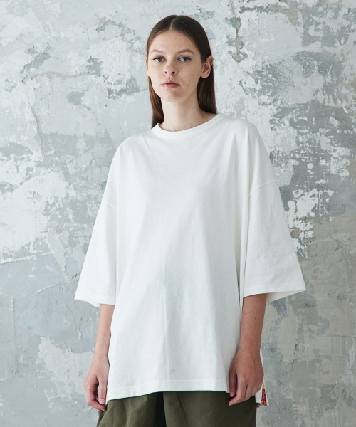 rehacer（レアセル）の「rehacer : Slit Flower  CS / スリットフラワーカットソー（Tシャツ/カットソー・メンズ・ホワイト/ブラック・SMALL/MEDIUM/LARGE/X-LARGE）」の8枚目の写真