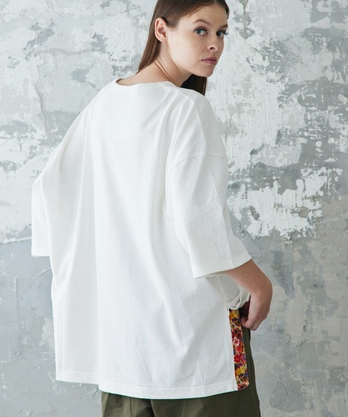 rehacer（レアセル）の「rehacer : Slit Flower  CS / スリットフラワーカットソー（Tシャツ/カットソー・メンズ・ホワイト/ブラック・SMALL/MEDIUM/LARGE/X-LARGE）」の11枚目の写真