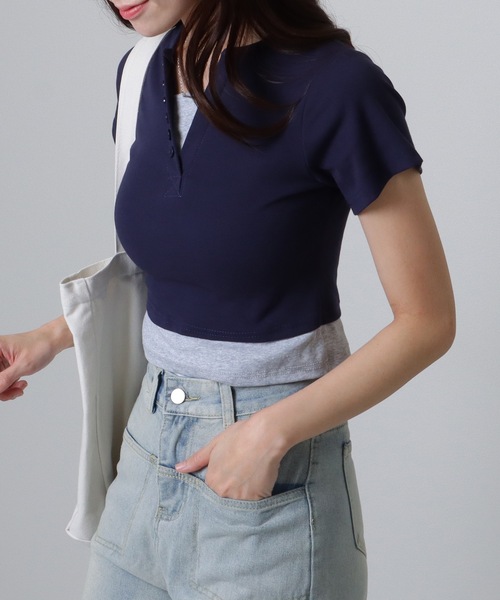 Lace Ladies(レースレディース)の「ヘンリー Vネック フェイクレイヤード バイカラー トップス(Tシャツ/カットソー・レディース・アイボリー/グレー/ネイビー/ピンク・M/XL)」の21枚目の写真