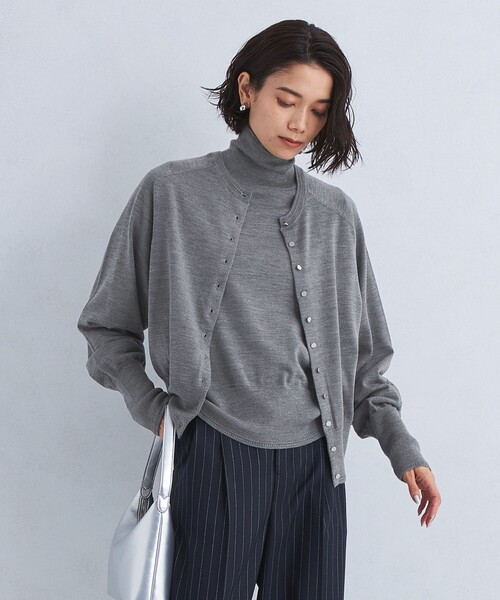 green label relaxing（グリーンレーベルリラクシング）の「EVERY エブリィ ニット クルーネック 2WAY カーディガン -ウォッシャブル-（カーディガン/ボレロ・レディース・グレー/ブラック/ライトブルー/ダークブラウン/レッド/ダークグレー/ロイヤルブルー・FREE）」の15枚目の写真