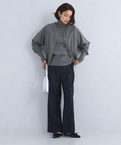 green label relaxing（グリーンレーベルリラクシング）の「EVERY エブリィ ニット クルーネック 2WAY カーディガン -ウォッシャブル-（カーディガン/ボレロ・レディース・グレー/ブラック/ライトブルー/ダークブラウン/レッド/ダークグレー/ロイヤルブルー・FREE）」の17枚目の写真