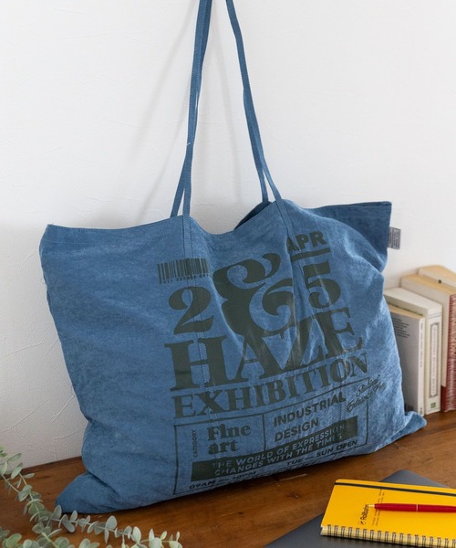 niko and...（ニコアンド）の「オリジナルビッグプリントトートバッグ（トートバッグ・レディース・イエロー/チャコール/ブルー・0）」の3枚目の写真