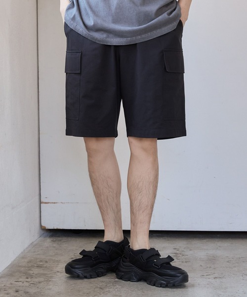 LAKOLE(ラコレ)の「吸水速乾ドットドライ4WAYショーツ / 129928(その他パンツ・メンズ・ブラック/セージグリーン/ネイビー・MEDIUM/LARGE/X-LARGE)」の2枚目の写真