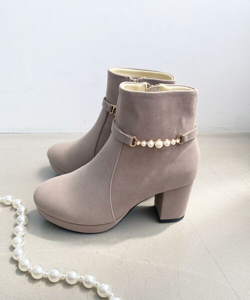 MAJESTIC LEGON（マジェスティックレゴン）の「取り外しできるパールブーツ（ブーツ・レディース・ブラック/グレイッシュベージュ/チャコールグレー・X-LARGE/MEDIUM/SMALL/LARGE）」の14枚目の写真