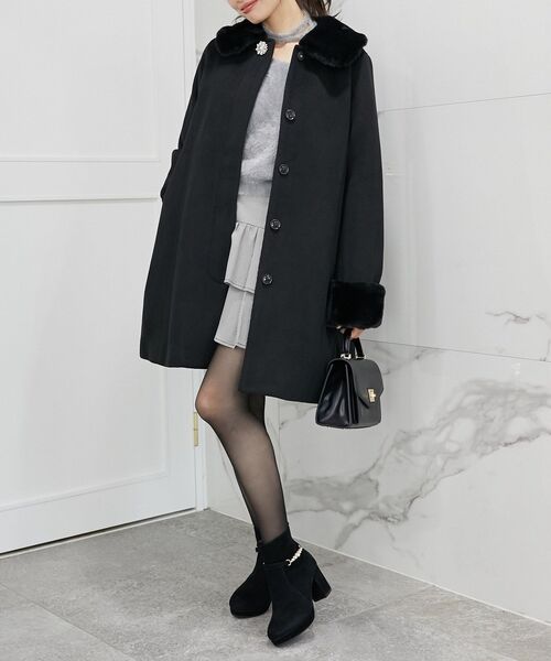 MAJESTIC LEGON（マジェスティックレゴン）の「取り外しできるパールブーツ（ブーツ・レディース・ブラック/グレイッシュベージュ/チャコールグレー・X-LARGE/MEDIUM/SMALL/LARGE）」の11枚目の写真