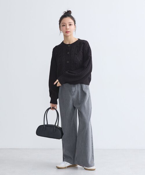 earth music&ecology（アースミュージックアンドエコロジー）の「タックホックデニムパンツ（デニムパンツ・レディース・ブラック/ライトインディゴブルー/ライトグレー・S/M）」の7枚目の写真