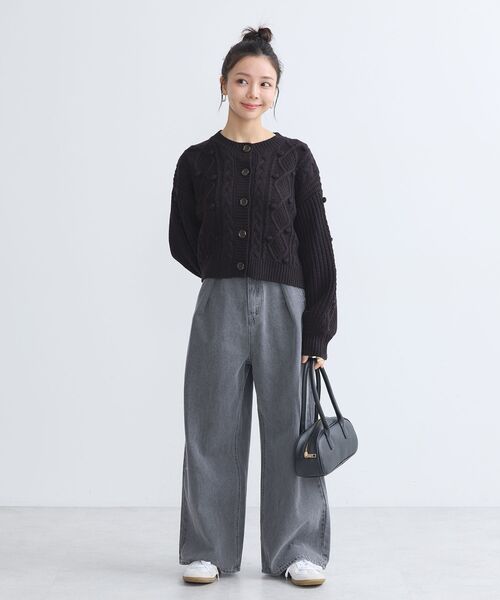 earth music&ecology（アースミュージックアンドエコロジー）の「タックホックデニムパンツ（デニムパンツ・レディース・ブラック/ライトインディゴブルー/ライトグレー・S/M）」の8枚目の写真