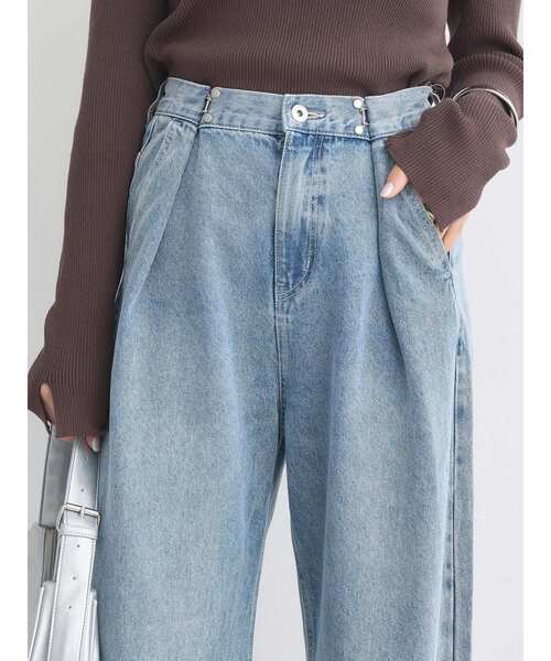 earth music&ecology（アースミュージックアンドエコロジー）の「タックホックデニムパンツ（デニムパンツ・レディース・ブラック/ライトインディゴブルー/ライトグレー・S/M）」の9枚目の写真