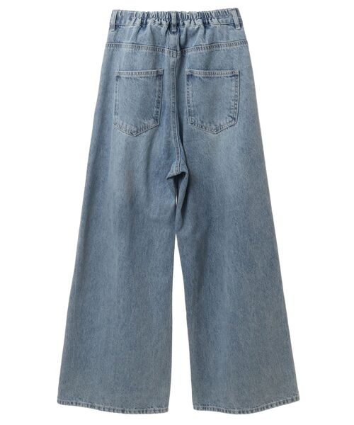 earth music&ecology（アースミュージックアンドエコロジー）の「タックホックデニムパンツ（デニムパンツ・レディース・ブラック/ライトインディゴブルー/ライトグレー・S/M）」の11枚目の写真