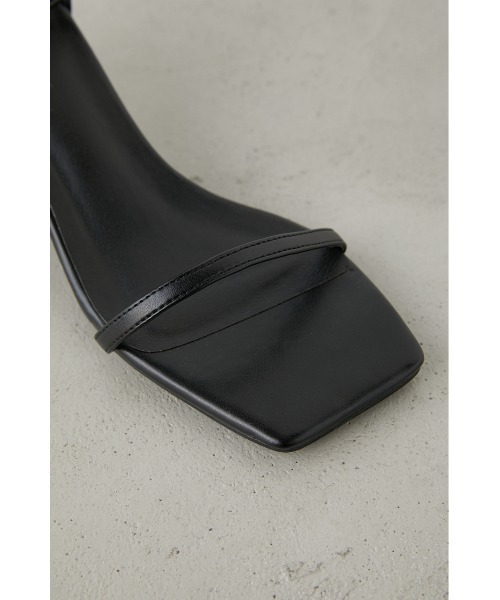 crie conforto（クリーコンフォルト）の「コードストラップヒールサンダル（サンダル・レディース・ブラック・MEDIUM/SMALL/LL/LARGE）」の6枚目の写真