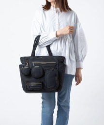 ANYA HINDMARCH（アニヤハインドマーチ）の「ANYA HINDMARCH